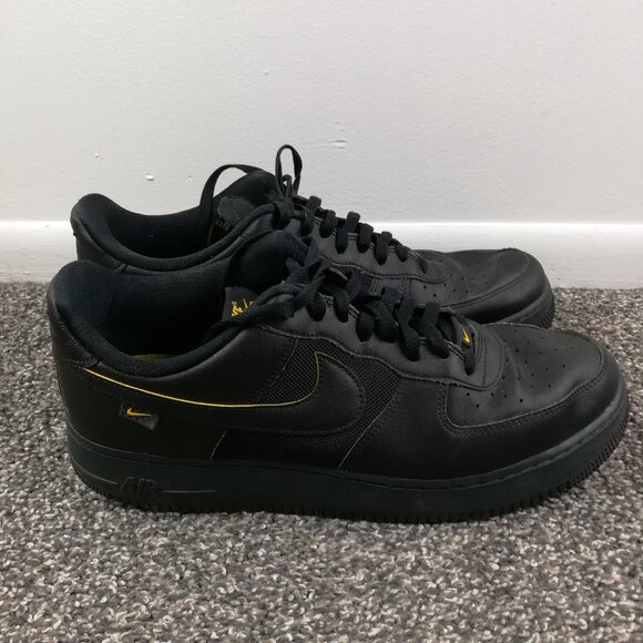 Nike Air Force 1 \'07 Black University Gold Sneakers Mens Size 13 main image 4